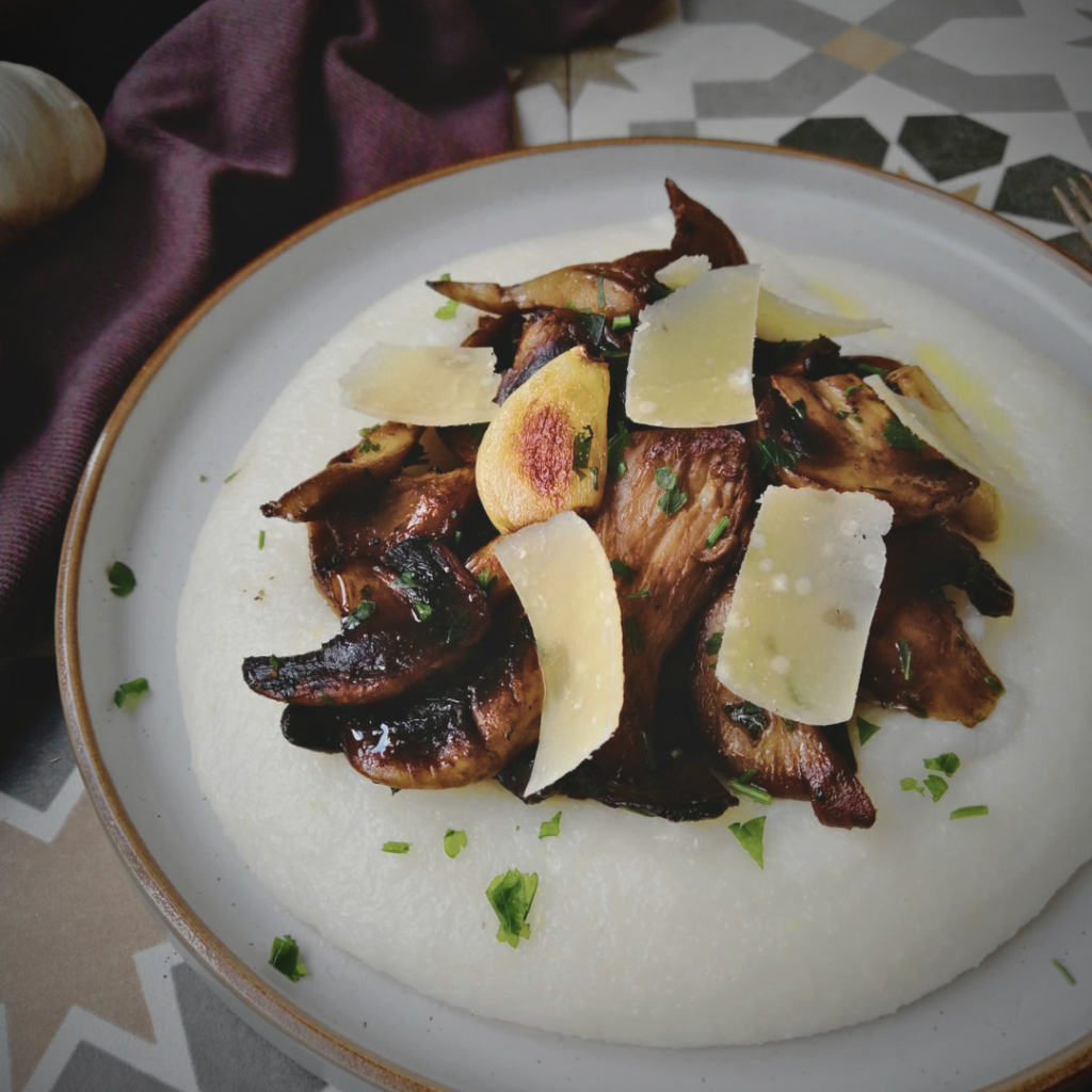 Polenta e funghi (polenta and mushrooms)