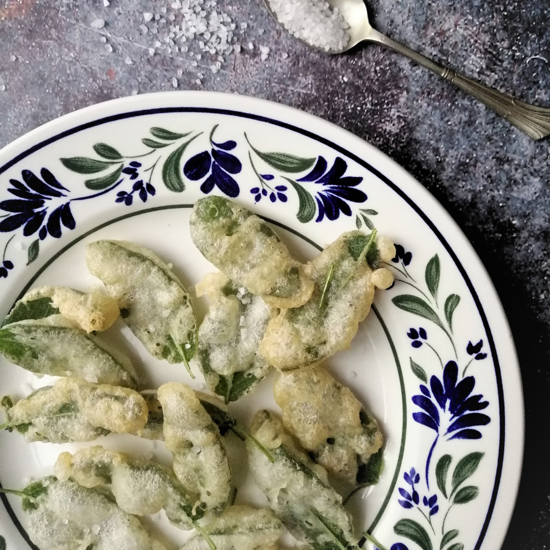 Fried sage leaves